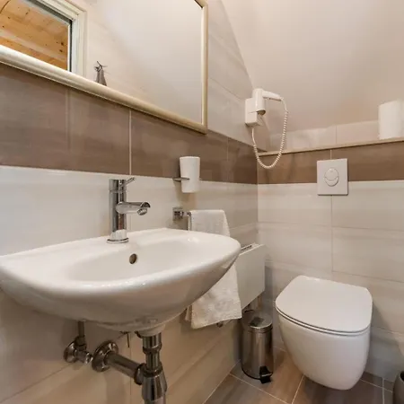 Dvor - Old Town Stone House Trogir